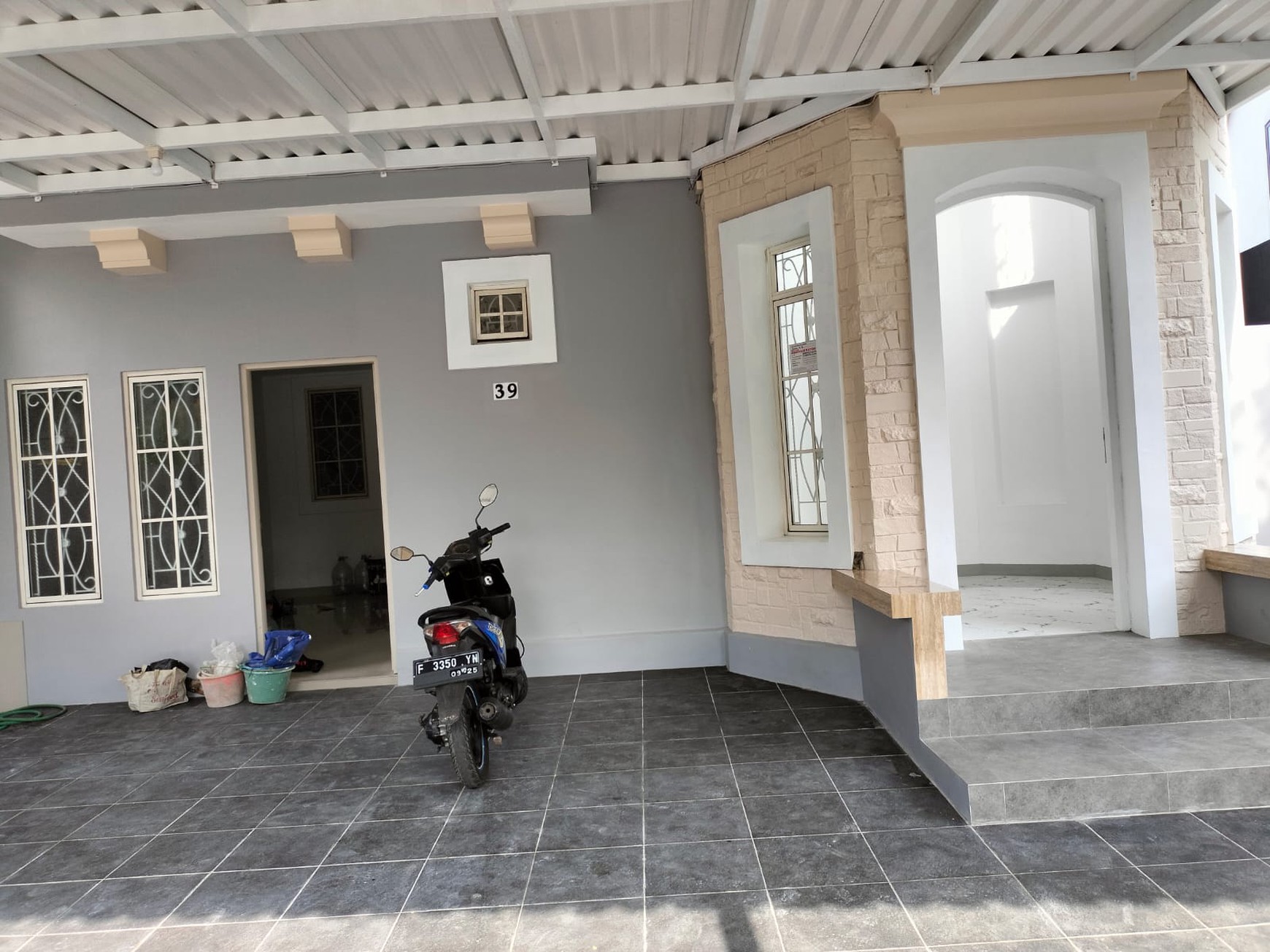 Dijual Rumah di JL. Sumatera Lippo Karawaci Tangerang