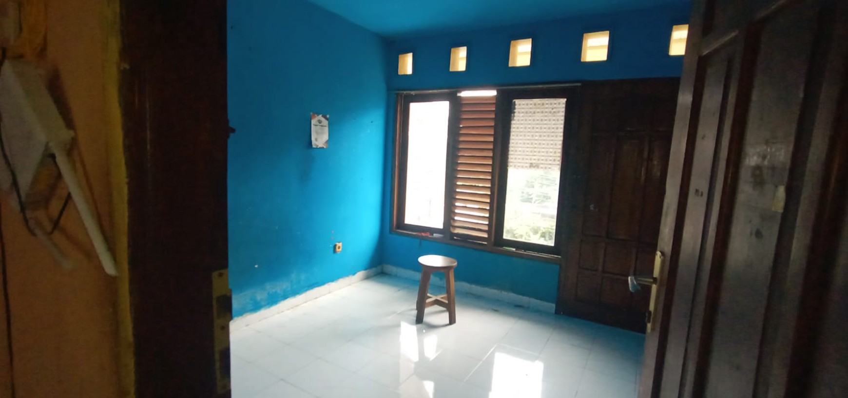 Rumah 2,5 lantai dalam Perum Lokasi Strategis Diarea Seturan Caturtunggal Depok Sleman