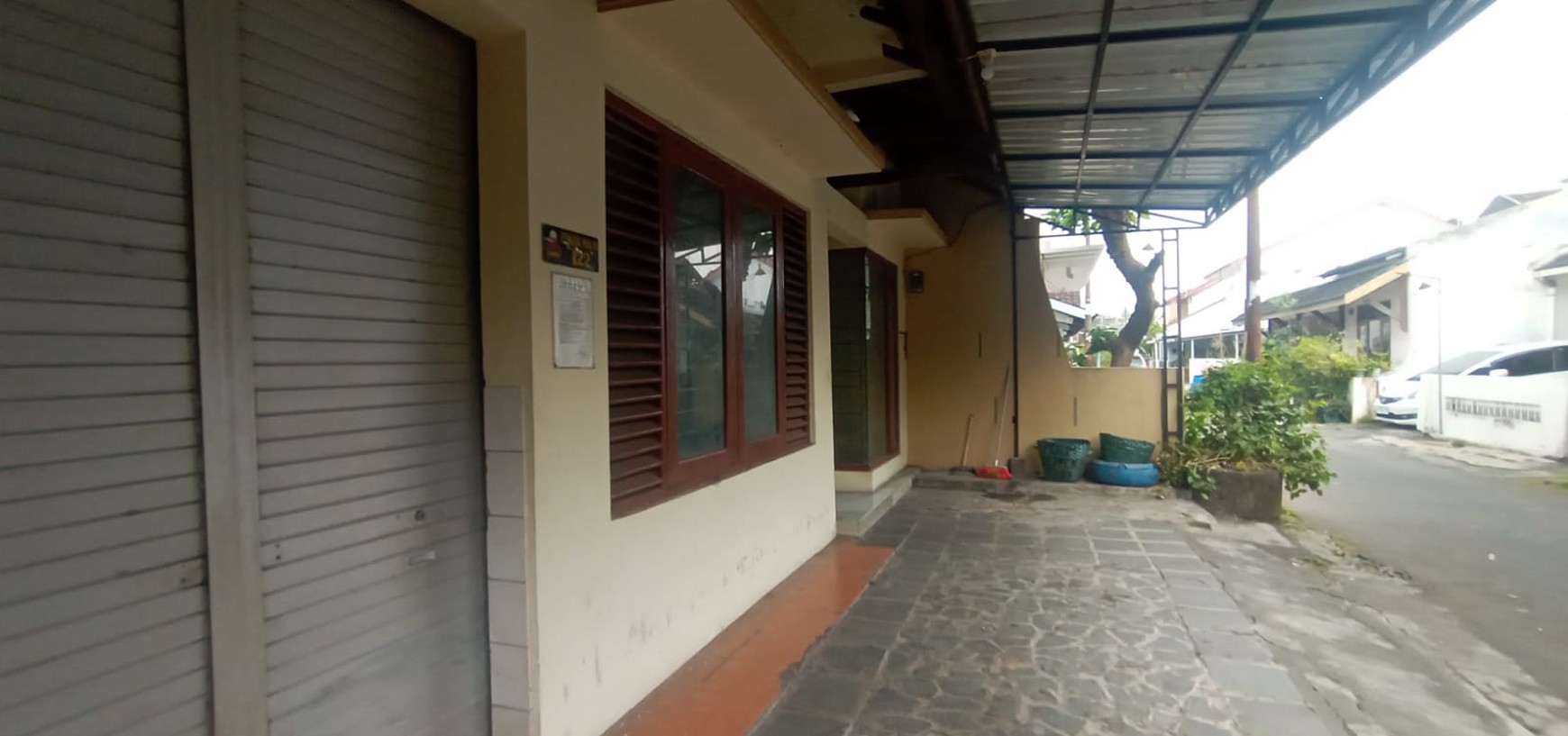 Rumah 2,5 lantai dalam Perum Lokasi Strategis Diarea Seturan Caturtunggal Depok Sleman