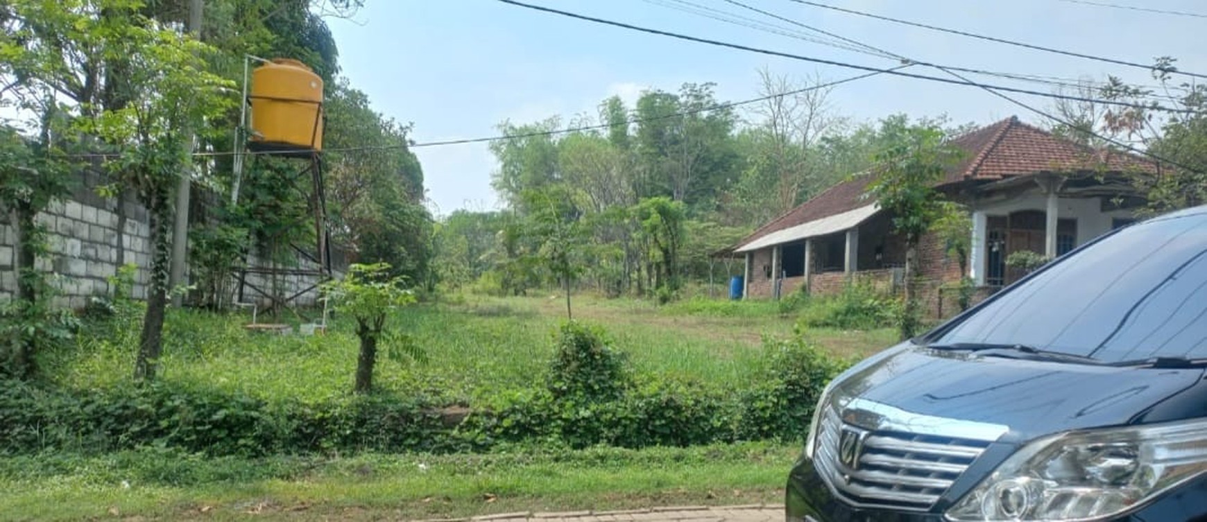 Kavling/ Tanah Seluas 1556m2 Dijual di Mojorejo - Pungging, Mojokerto. Tanah terletak di tepi jalan. Cocok untuk Investasi