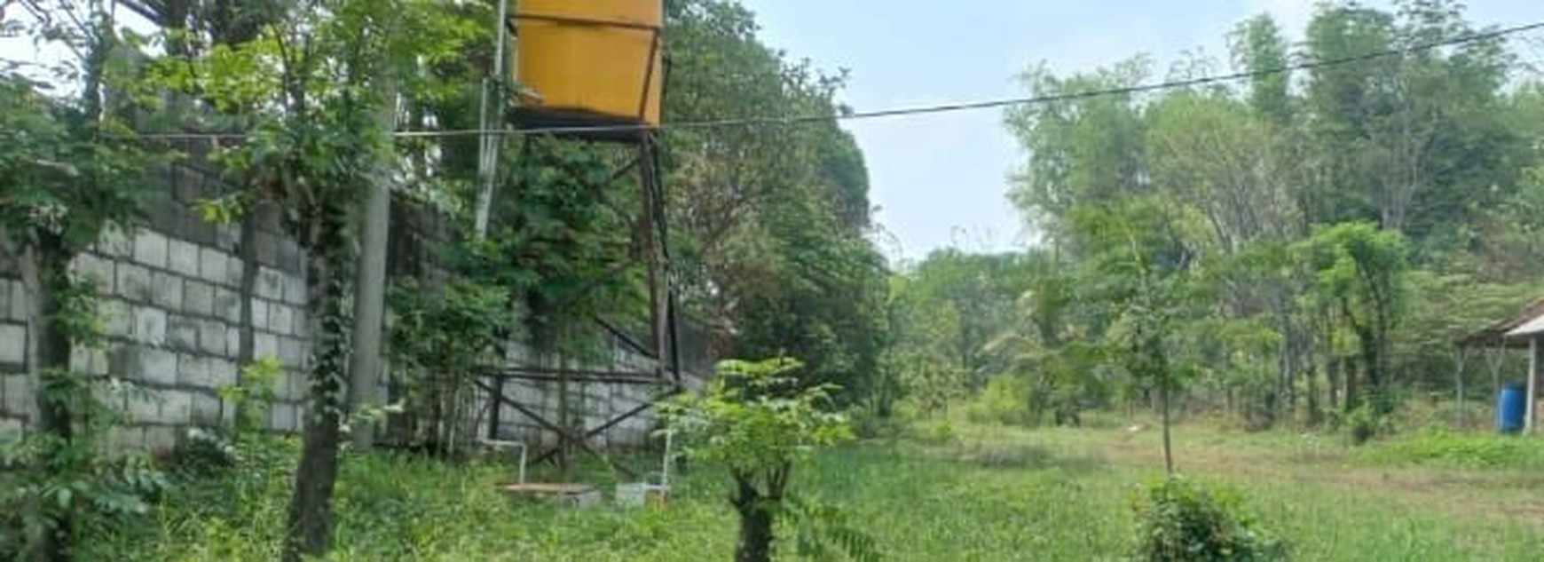 Kavling/ Tanah Seluas 1556m2 Dijual di Mojorejo - Pungging, Mojokerto. Tanah terletak di tepi jalan. Cocok untuk Investasi