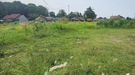 Kavling/ Tanah SHM dengan Luas 1.86 ha Dijual di Dalam Kota Serang, dekat dengan Kantor Pemerintahan dan Pemukiman/ Perumahan. Cocok untuk Pengembangan Komplek Perumahan. Akses Jalan Raya.