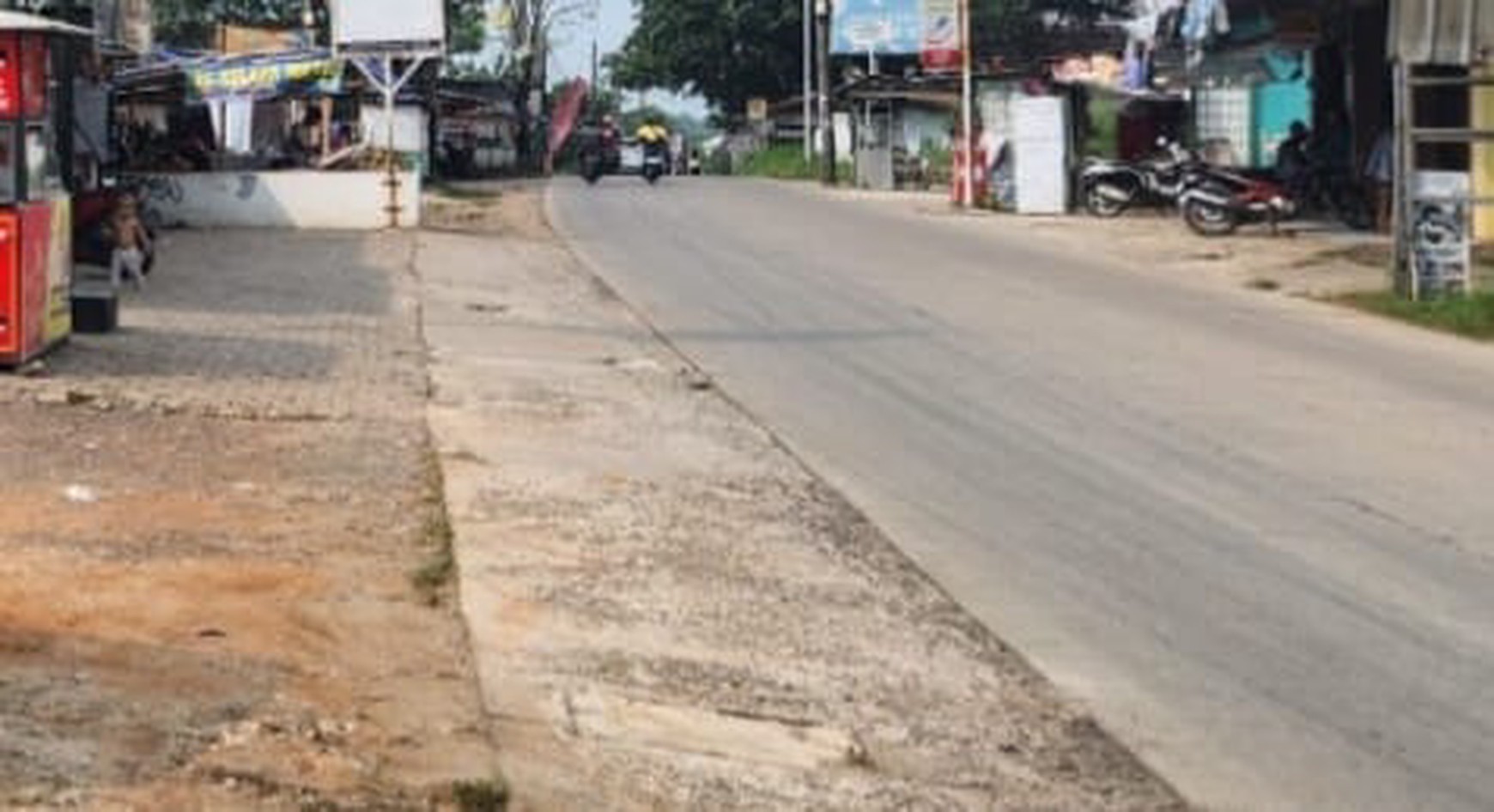 Kavling/ Tanah SHM dengan Luas 1.86 ha Dijual di Dalam Kota Serang, dekat dengan Kantor Pemerintahan dan Pemukiman/ Perumahan. Cocok untuk Pengembangan Komplek Perumahan. Akses Jalan Raya.