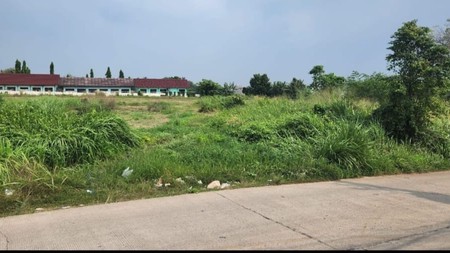 Kavling/ Tanah SHM dengan Luas 1.86 ha Dijual di Dalam Kota Serang, dekat dengan Kantor Pemerintahan dan Pemukiman/ Perumahan. Cocok untuk Pengembangan Komplek Perumahan. Akses Jalan Raya.