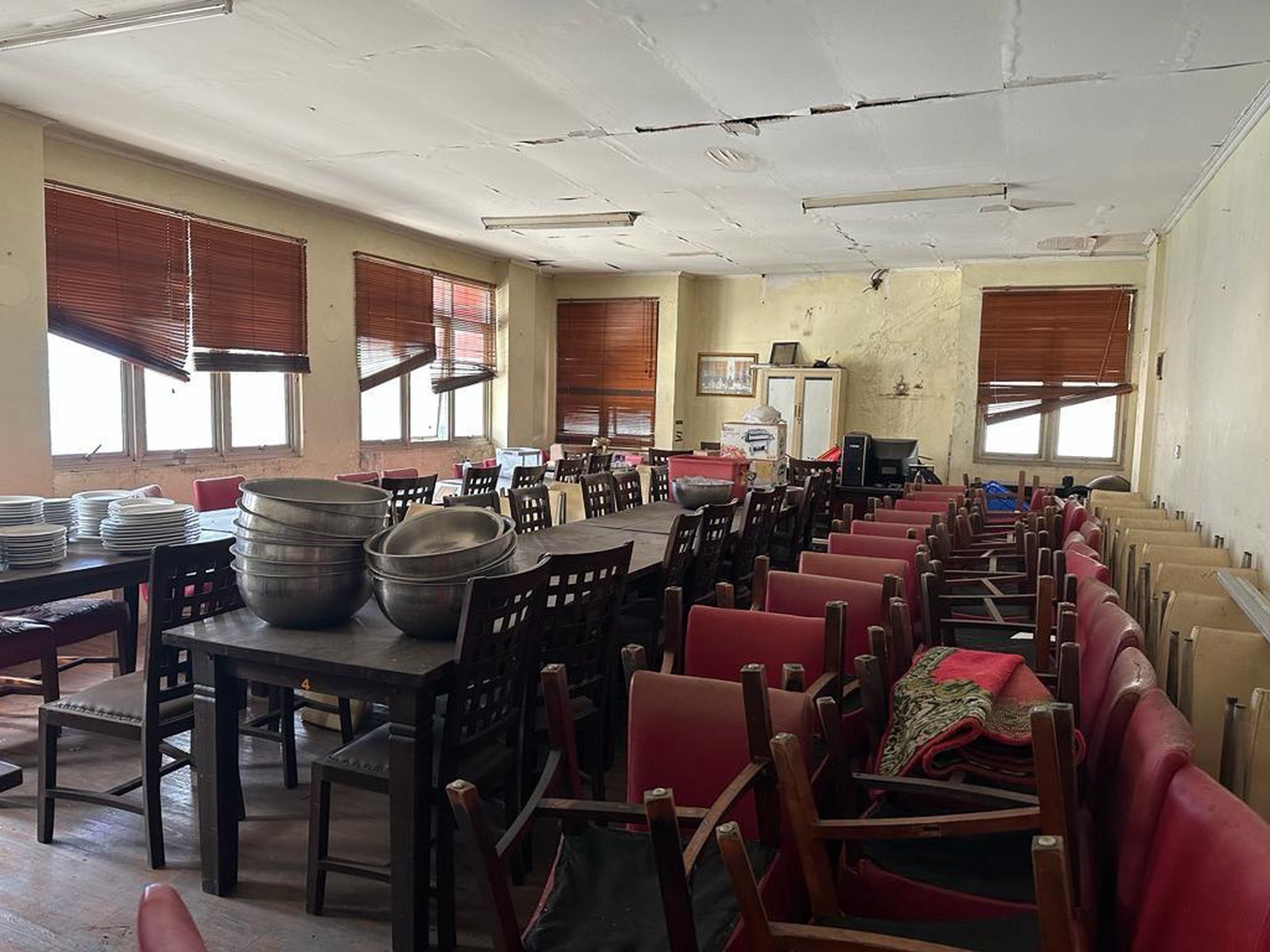 Dijual Tanah & Bangunan Restoran di Jl Murai I Binataro Pesanggrahan