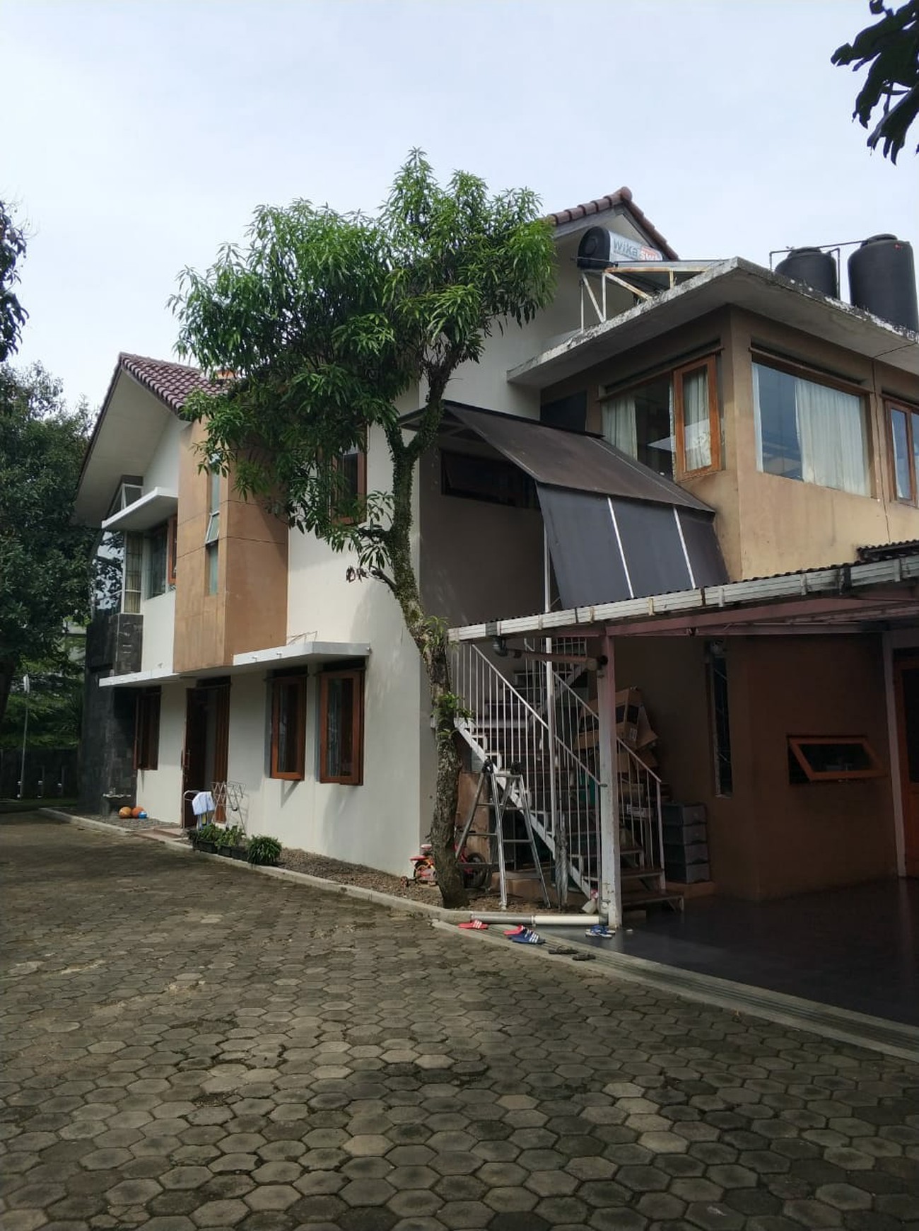 Rumah Asri Cisitu Indah