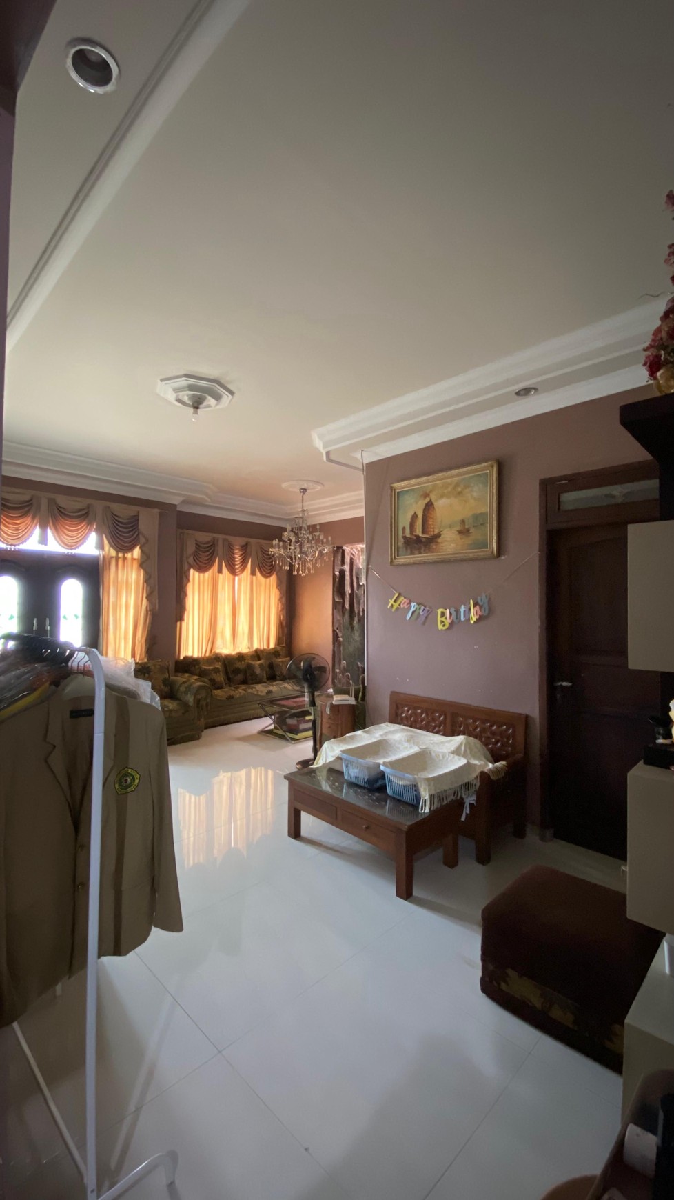 Rumah Strategis di Mekar Indah Jababeka Dua Lantai Dekat Pusat Kota & Kawasan Industri Jababeka