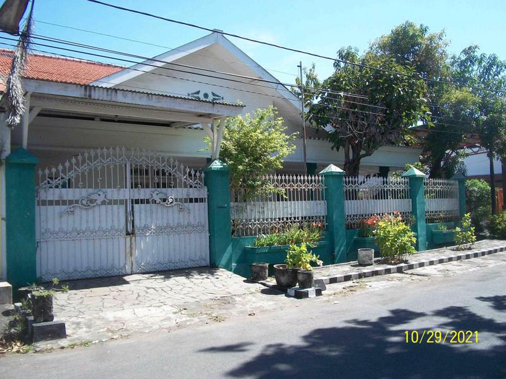Rumah di Medokan Asri Barat, Hook/Pojokan, Dekat Kampus UPN, Tol Waru Juanda, Kawasan rumah nyaman, bebas banjir - LT -