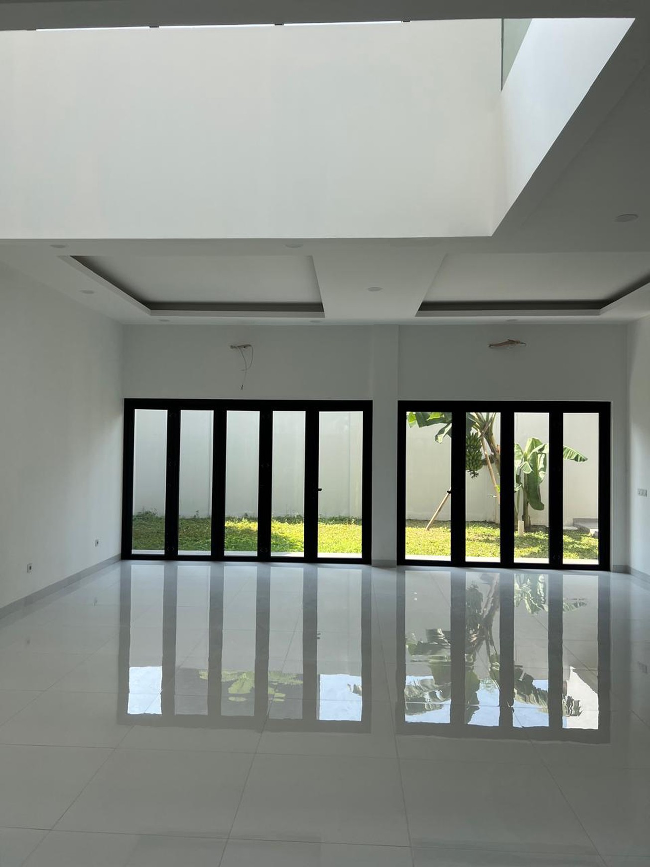 Rumah Baru Minimalis Modern Design Cluster Puspitaloka Di boulevard 