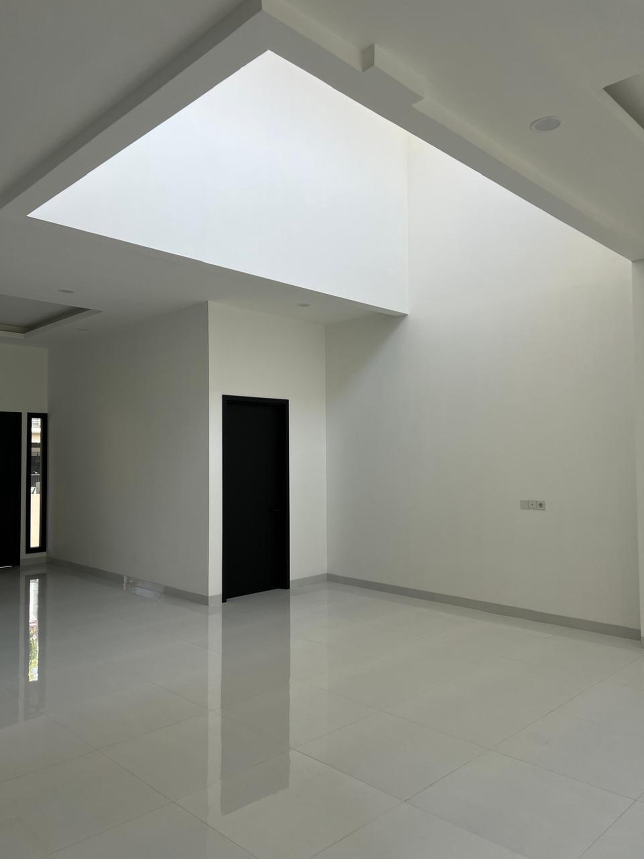 Rumah Baru Minimalis Modern Design Cluster Puspitaloka Di boulevard 