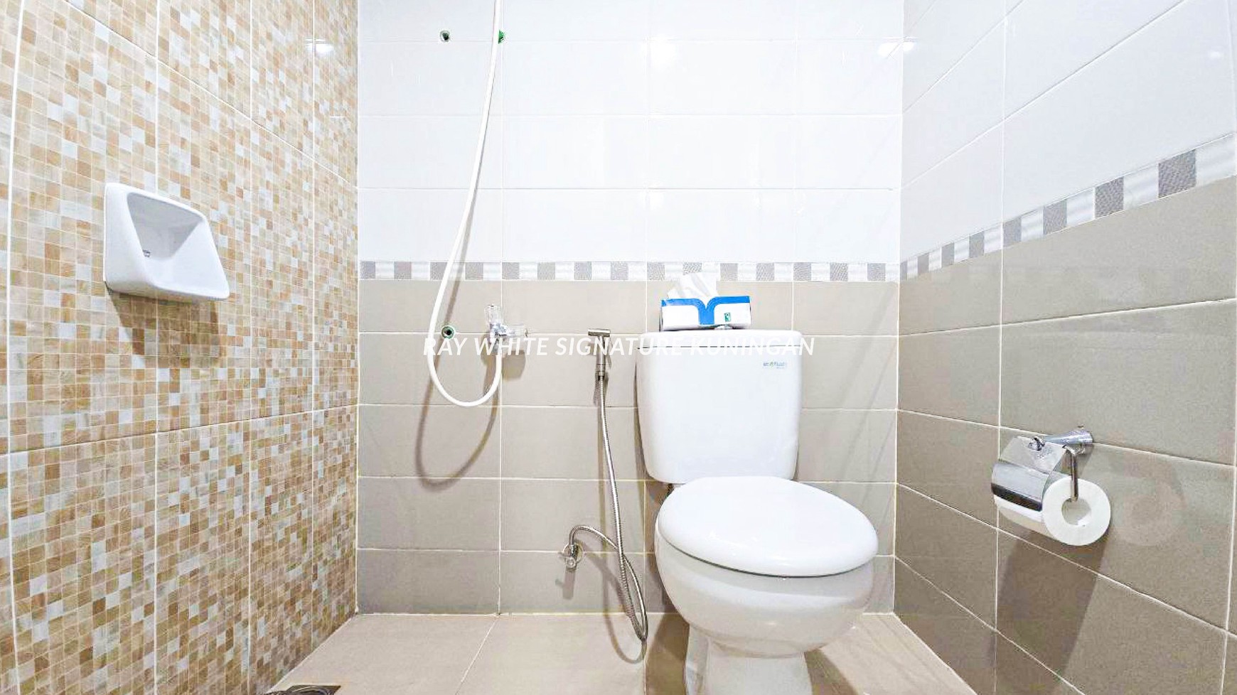 Apartemen The Royal Olive 2 BR High-floor Harga Menarik di Pejaten
