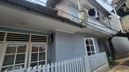 Rumah 1½ Lantai  Siap Huni dengan Hunian Nyaman dan Asri di @Jakarta Timur