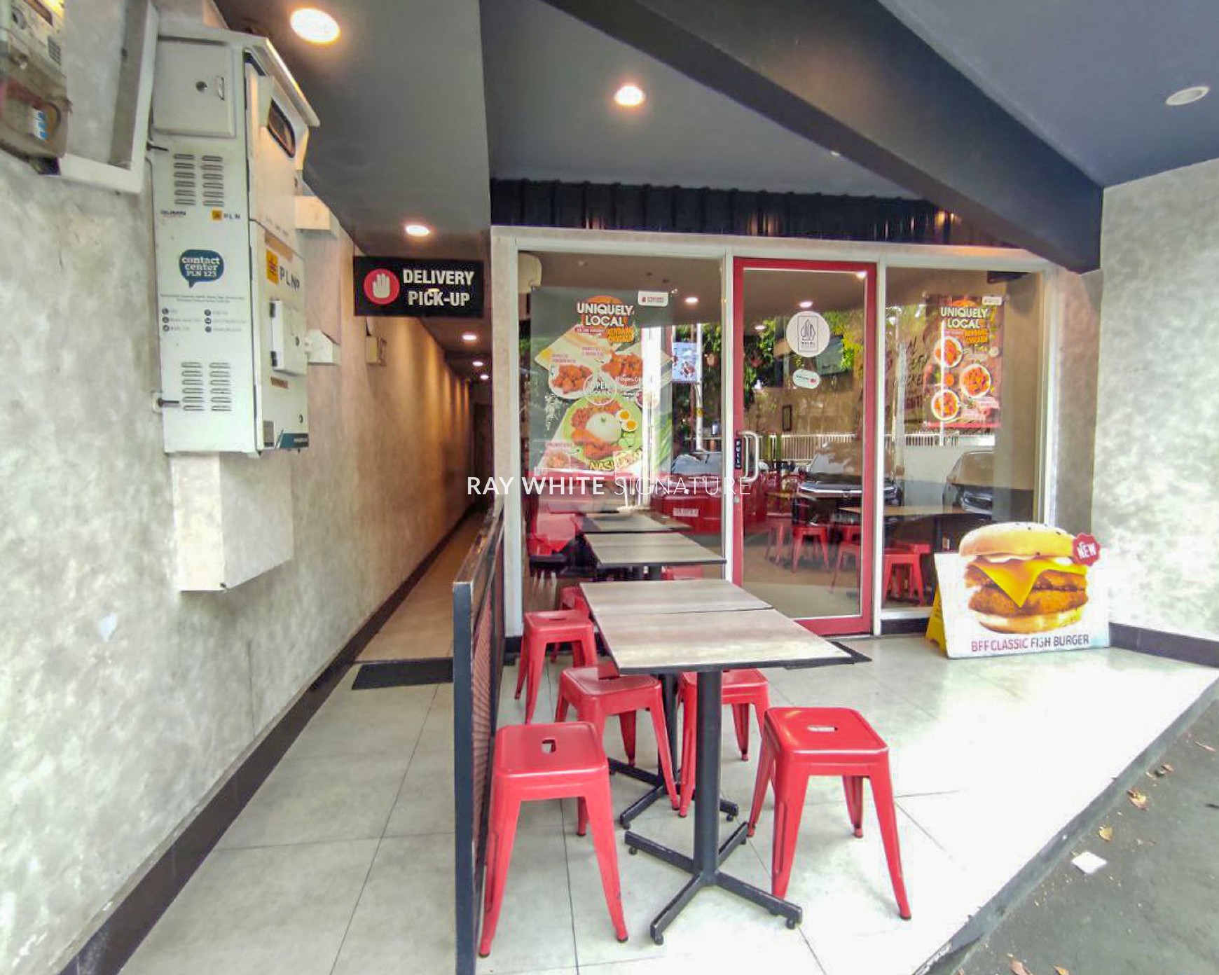 Ruko 3 Lantai di Jl. Kemang Raya, Jakarta Selatan. Ex 4 Fingers