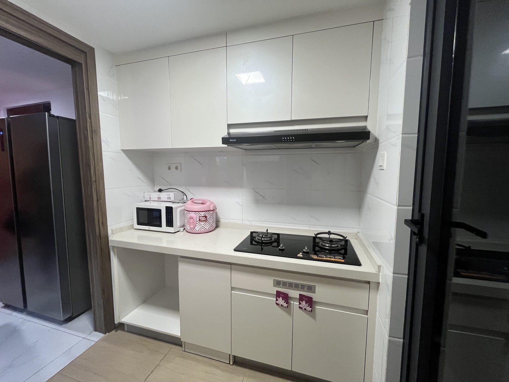 Apartemen Full Furnish  Eksklusif di skyhouse 