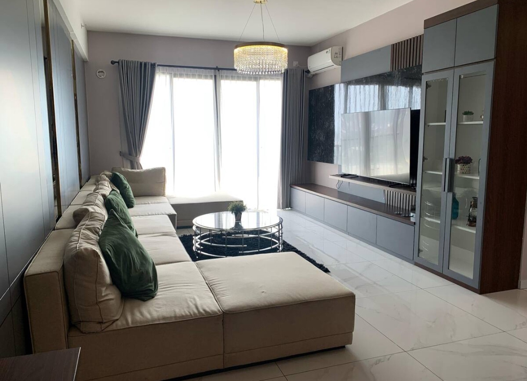 Apartemen Full Furnish  Eksklusif di skyhouse 