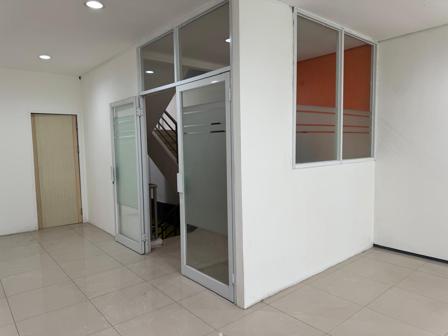 Ruko Kirana Boutique, Kelapa Gading Luas 6x16m2