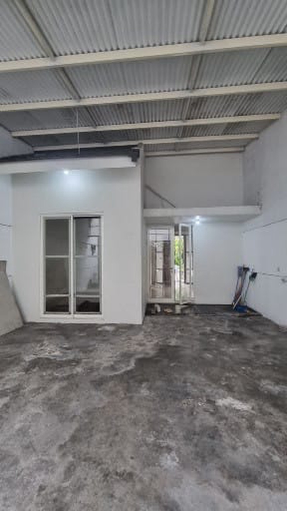 Dijual 120 m2 Rumah Grand Harvest Kebraon Wiyung Dekat Royal Residence , Babatan Mukti