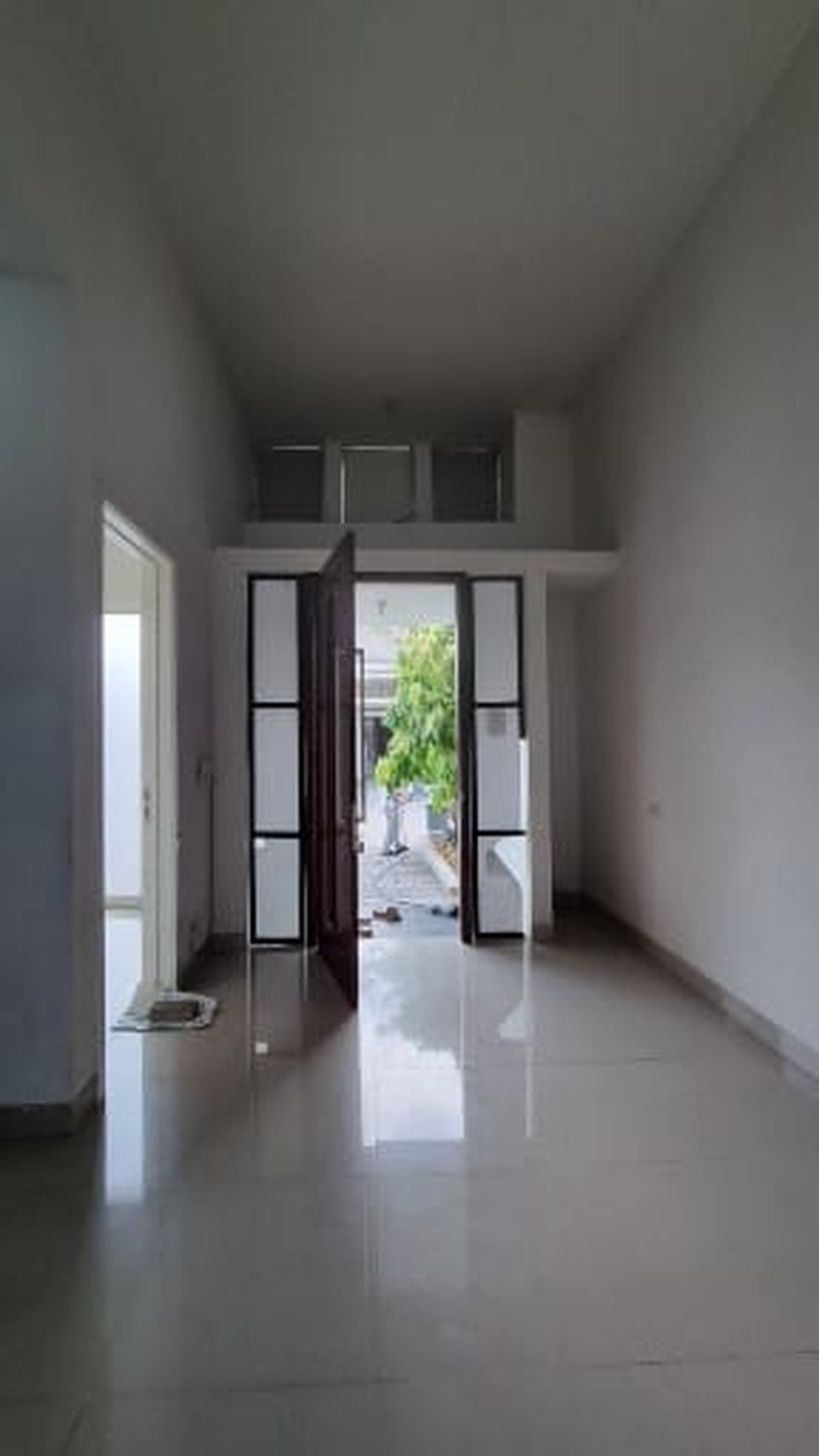 Dijual 120 m2 Rumah Grand Harvest Kebraon Wiyung Dekat Royal Residence , Babatan Mukti
