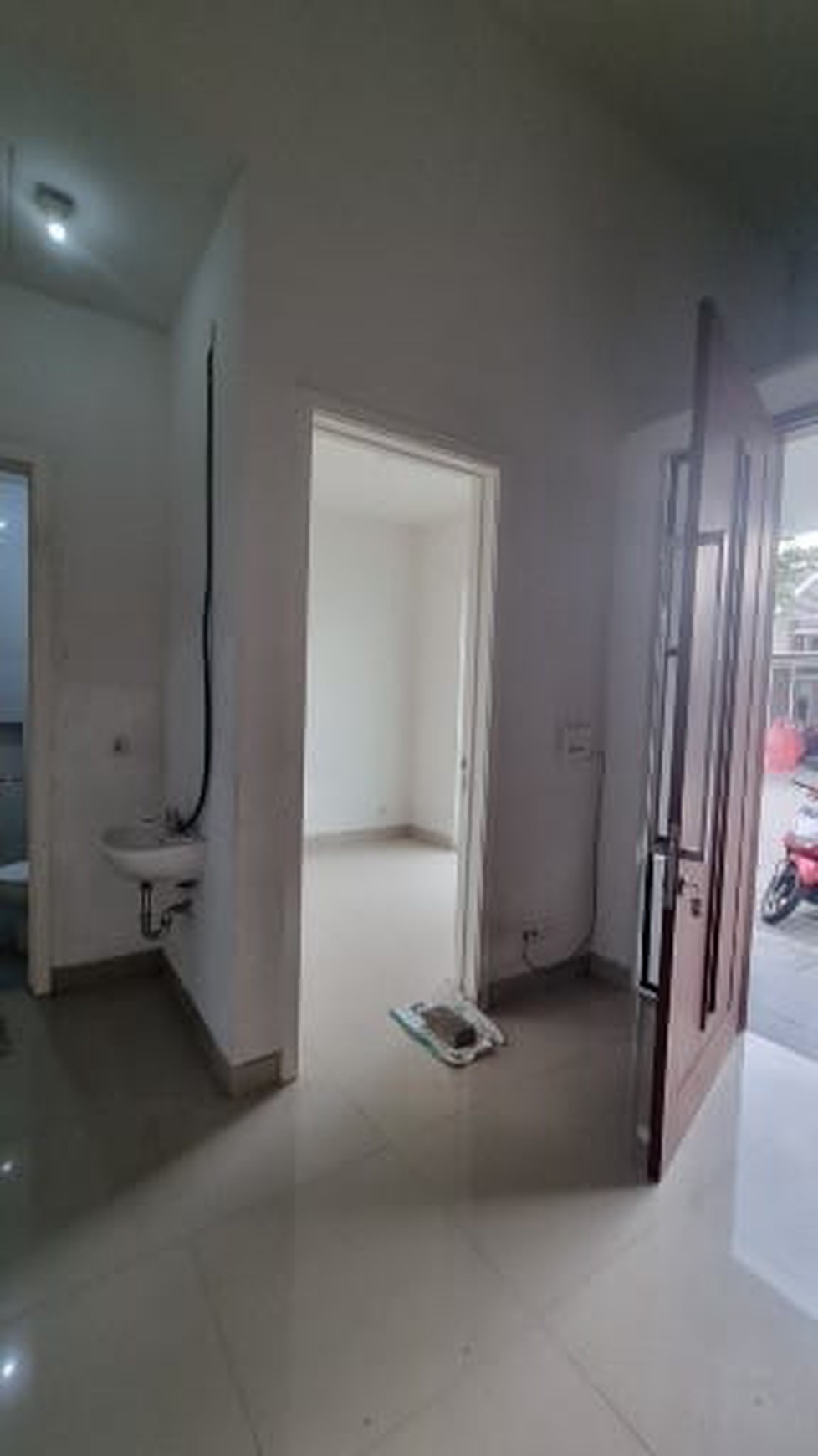 Dijual 120 m2 Rumah Grand Harvest Kebraon Wiyung Dekat Royal Residence , Babatan Mukti
