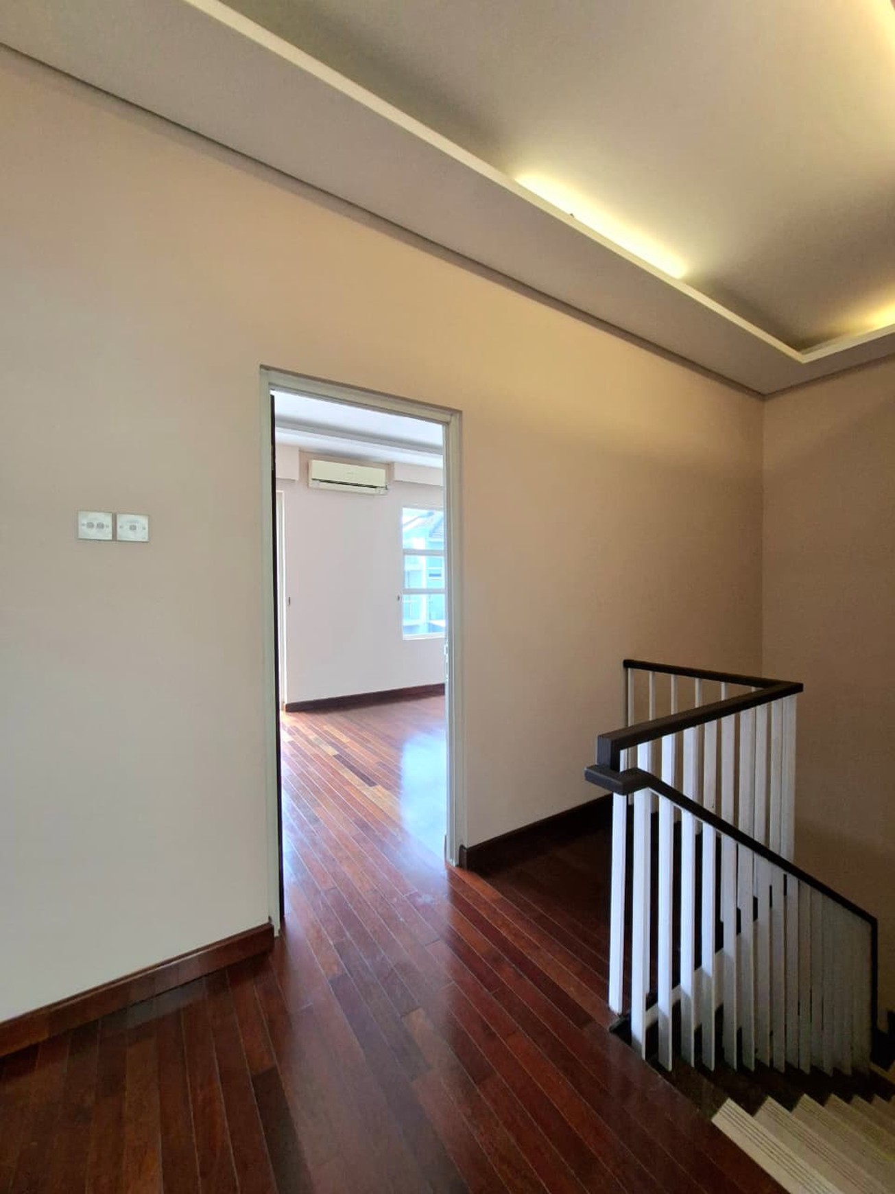 Rumah Siap Huni dengan Hunian Nyaman dan Asri di Bintaro Park