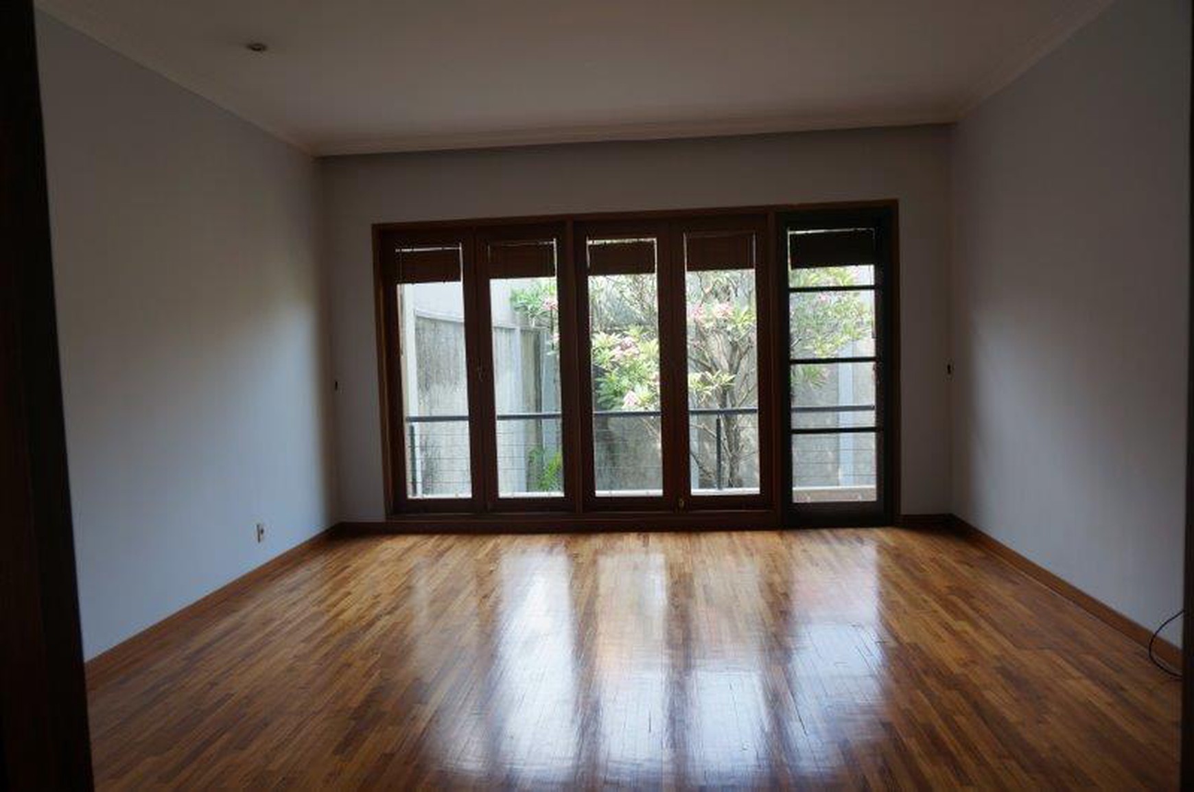 Dijual Rumah di Kemang Jaya - Jakarta Selatan