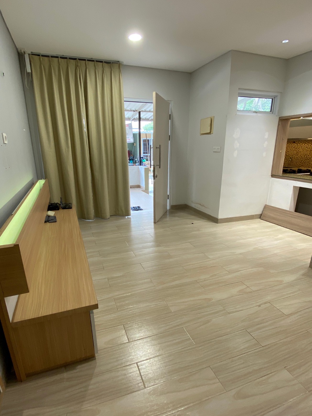 Rumah Hunian Nyaman di Virginia Village Gading Serpong, SHM