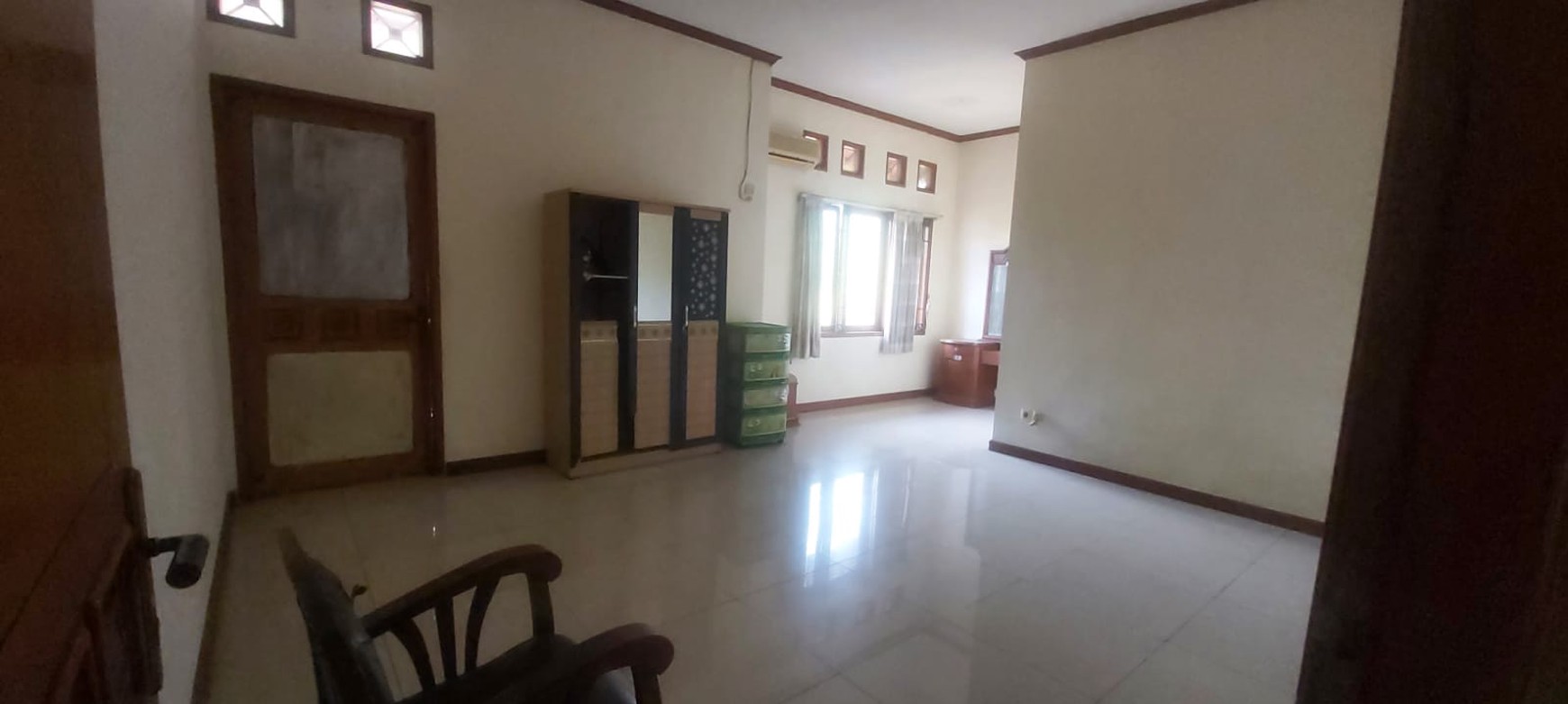 Di jual rumah pesona khayangan depok 