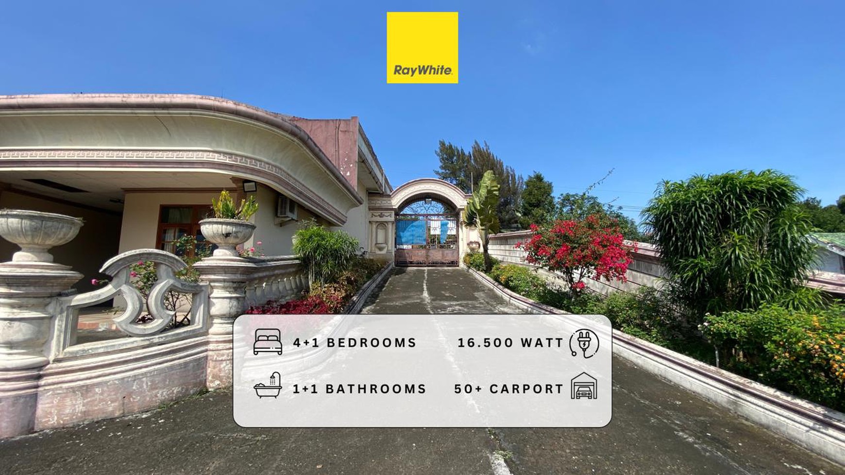 Dijual Cepat! Villa Mewah+Ruko di Jalan Raya Puncak, Jawa Barat
