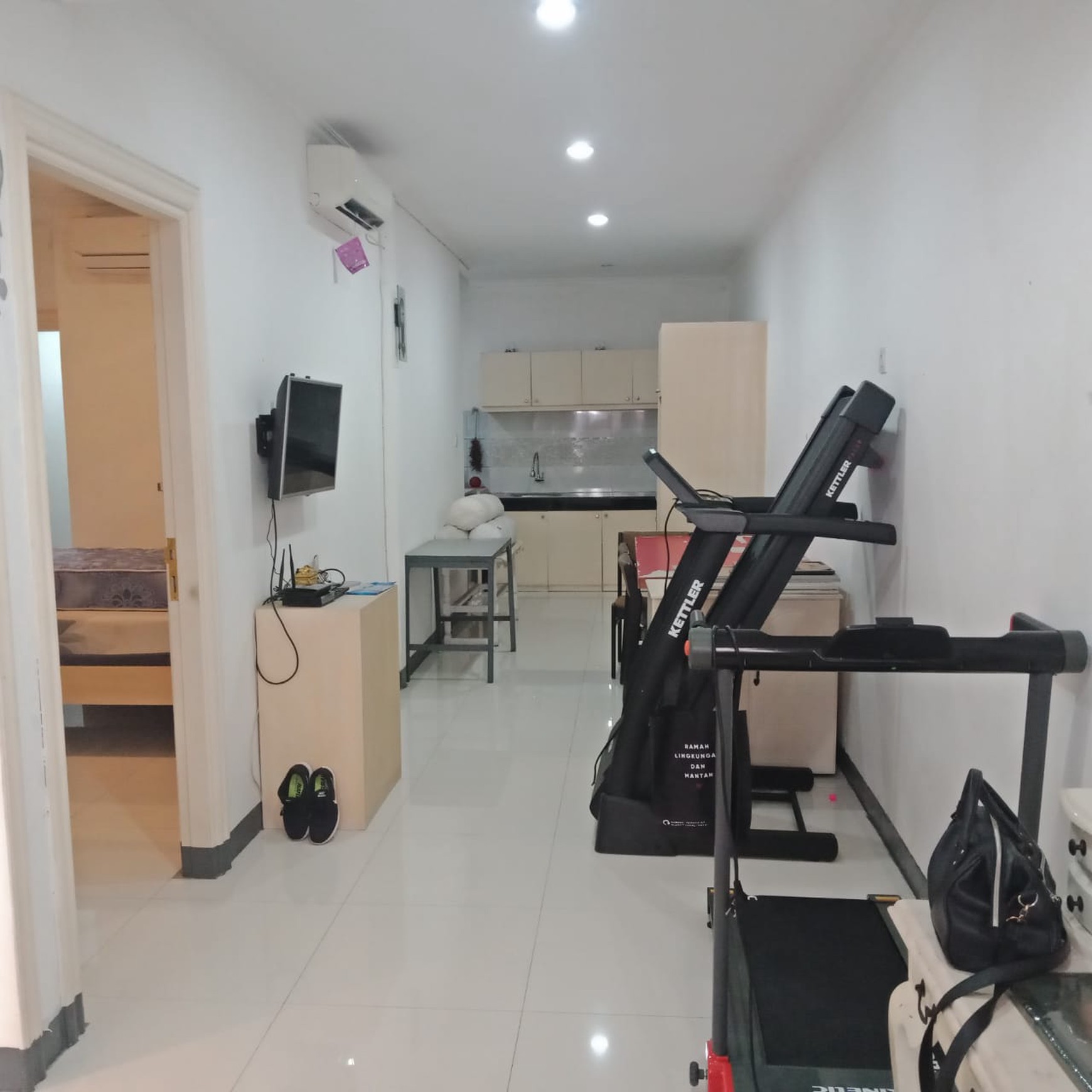 Dijual Rumah Bisa Untuk Kost-Kostan Lokasi Strategis Di Jl. H. Muhidi, Kebayoran Lama, Jakarta Selatan