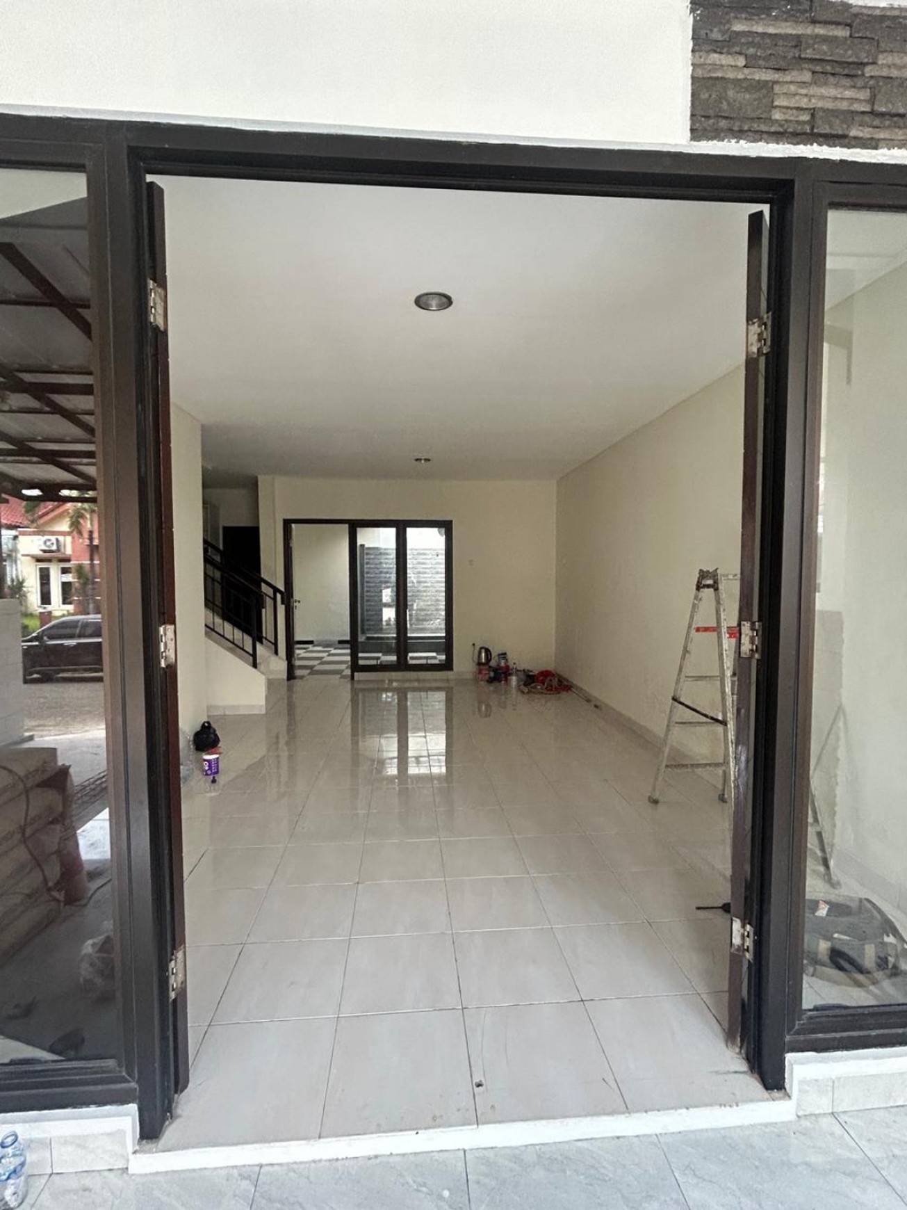 Rumah Siap Huni di Tropikana Residence Jababeka - Lingkungan Asri & Lokasi Premium