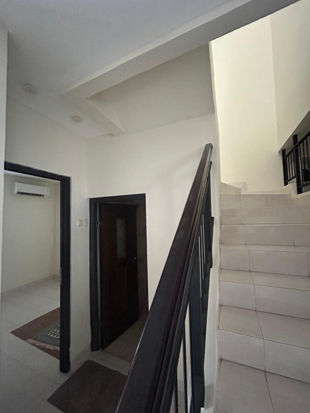 Rumah Siap Huni di Tropikana Residence Jababeka - Lingkungan Asri & Lokasi Premium