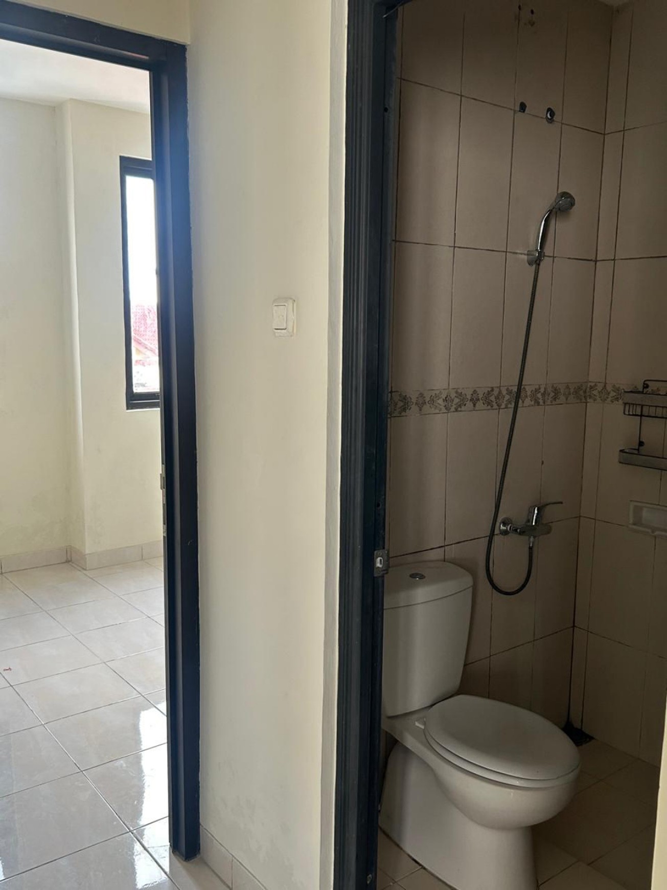 Rumah Siap Huni di Tropikana Residence Jababeka - Lingkungan Asri & Lokasi Premium