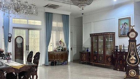 Dijual Rumah Mewah Lokasi Di Jl. Taman Radio Dalam, Jakarta Selatan