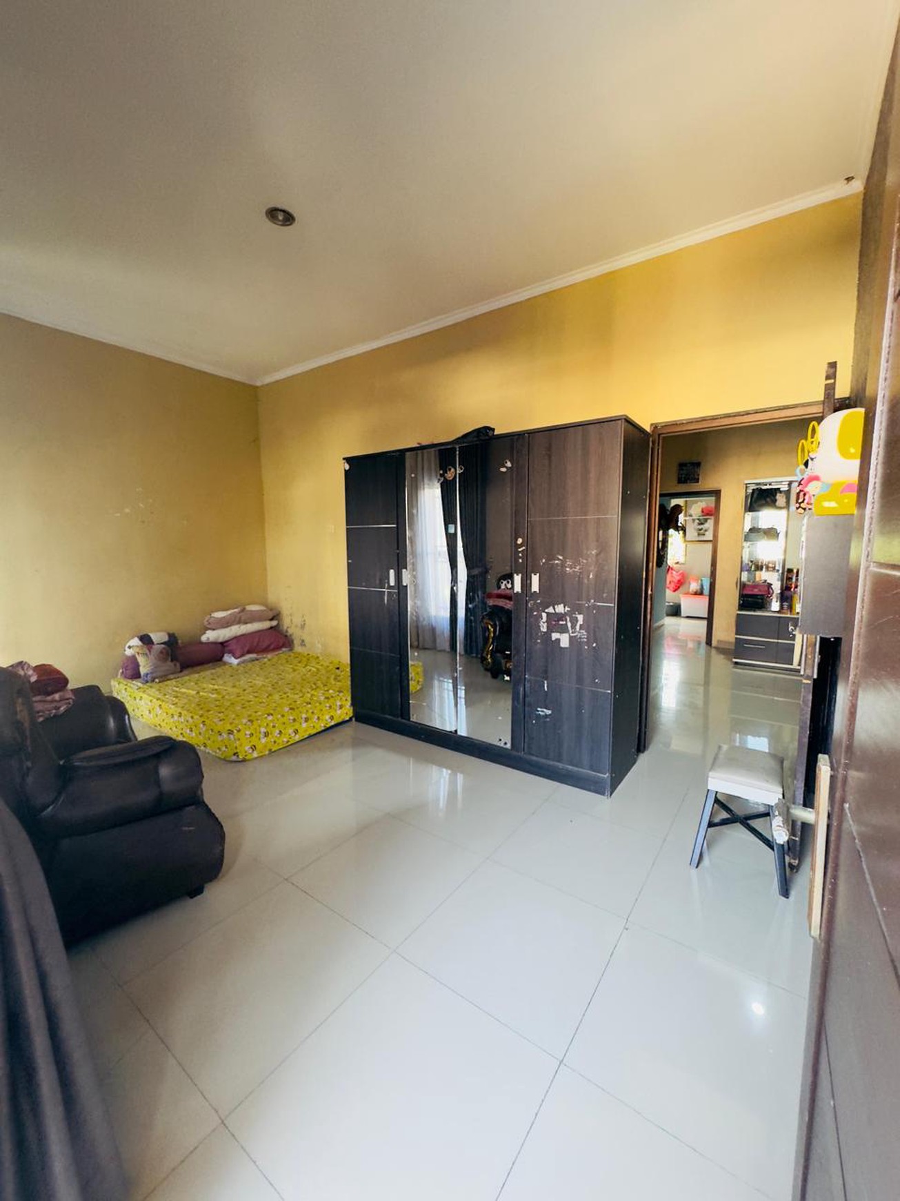 Rumah Siap Huni dengan KT 3 KM 2 SHM Surat SHM @ Depok