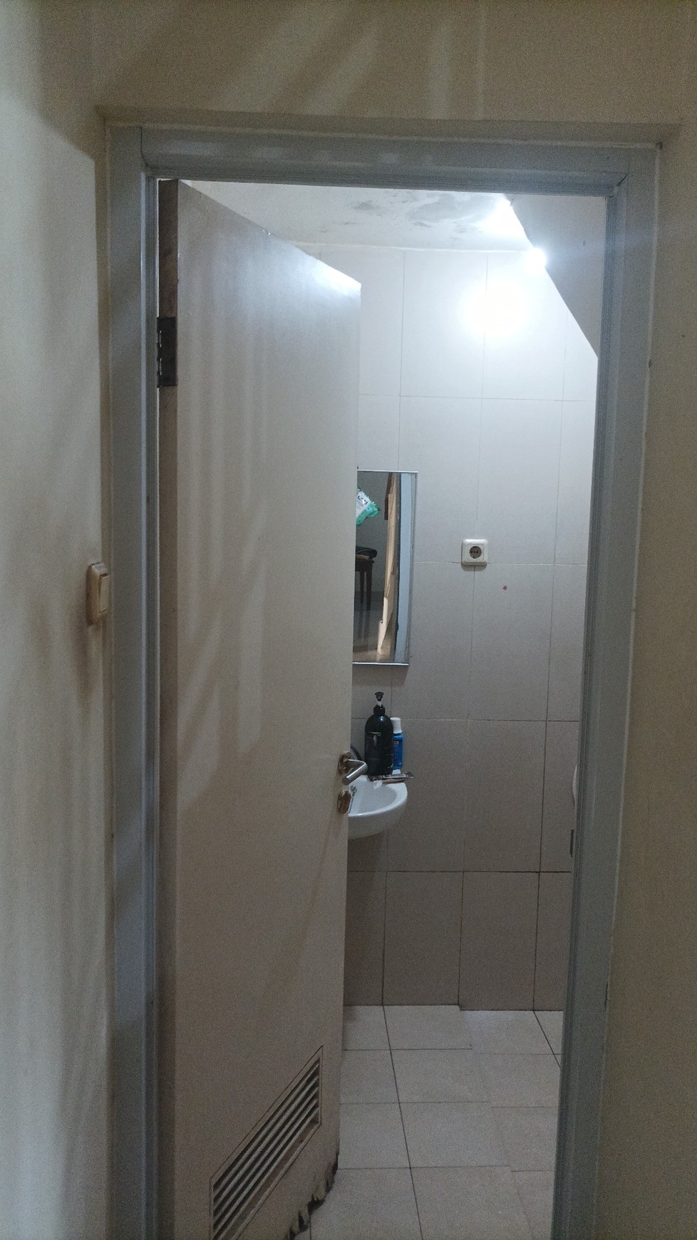 Rumah Full Furnished Siap Huni di The Oscar Jababeka 