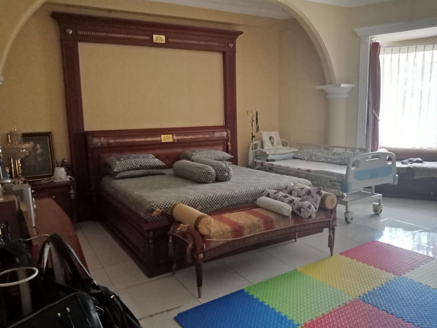 Dijual Rumah Hitung Tanah Lokasi Strategis Di Jl. Bango, Cilandak, Jakarta Selatan