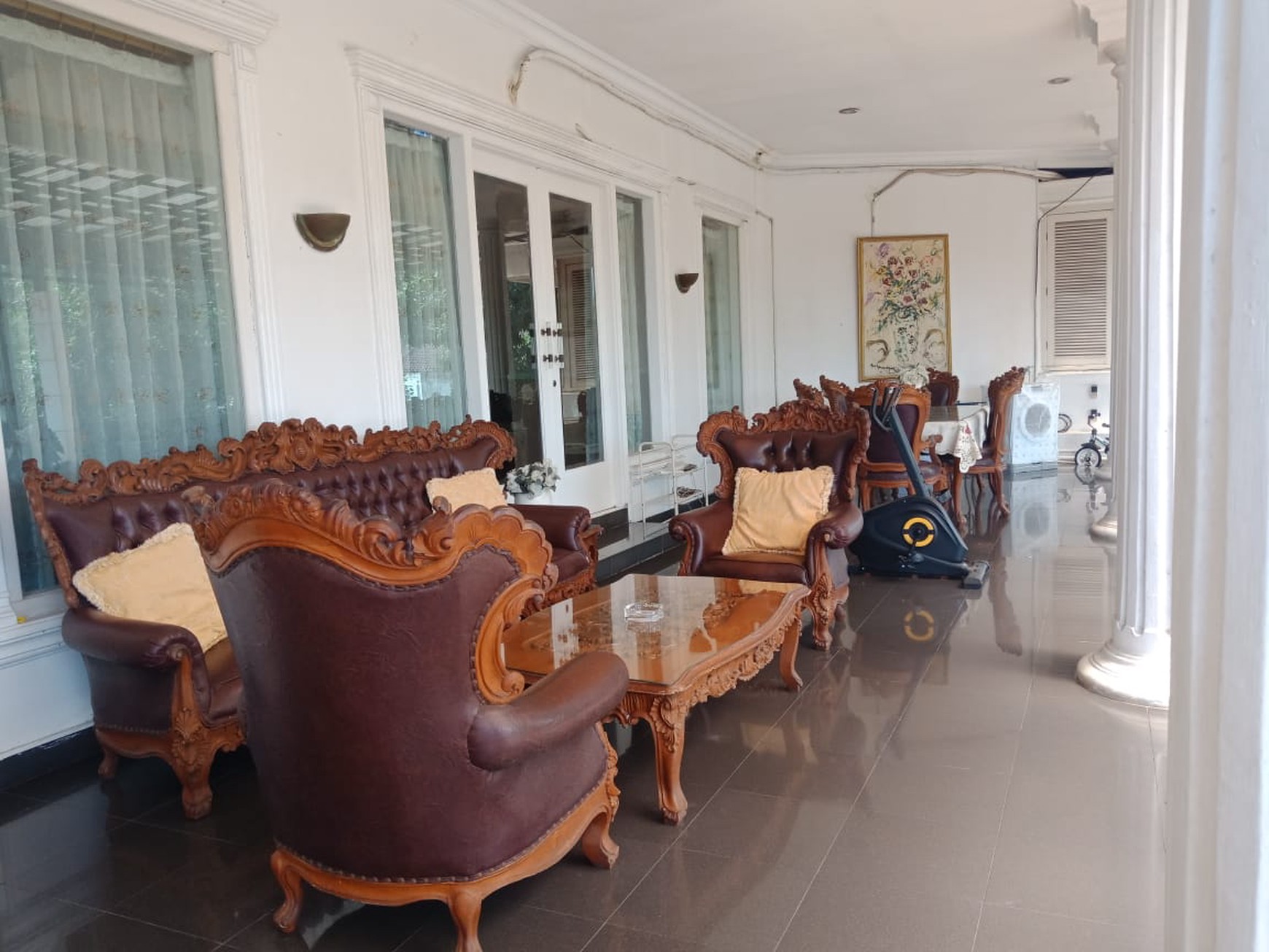 Dijual Rumah Hitung Tanah Lokasi Strategis Di Jl. Bango, Cilandak, Jakarta Selatan