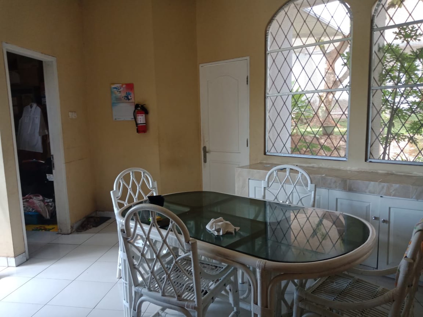 Dijual Rumah Hitung Tanah Lokasi Strategis Di Jl. Bango, Cilandak, Jakarta Selatan
