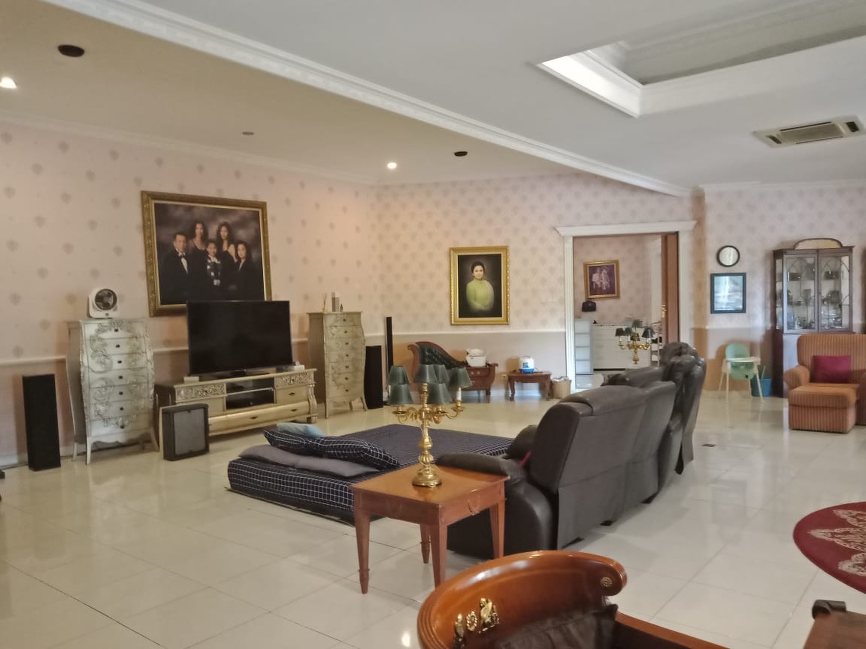 Dijual Rumah Hitung Tanah Lokasi Strategis Di Jl. Bango, Cilandak, Jakarta Selatan