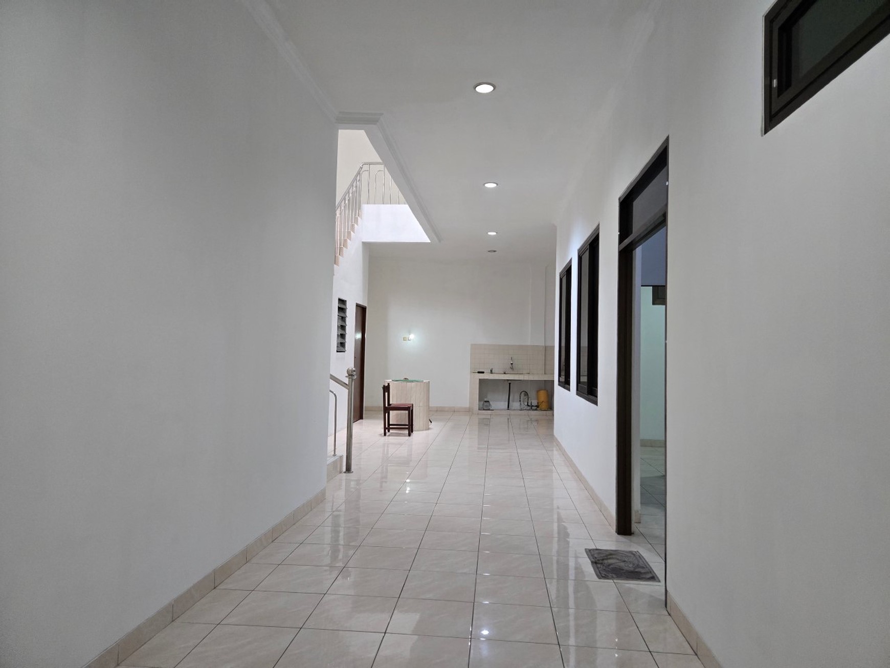Dijual Taman Sari, Jalan Raya, Cocok Gudang, Kost2an, Jakarta Barat
