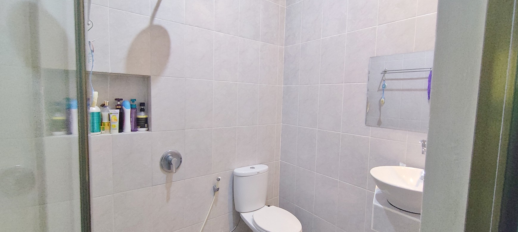 Gading Residence Kelapa Gading 108 m2 hadap timur siap huni