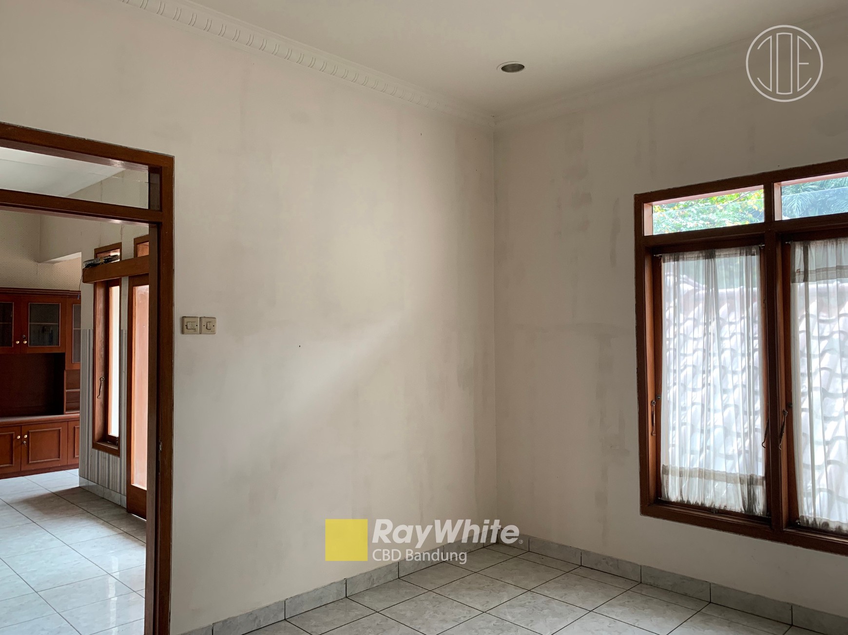 Rumah Kantor Mainroad Pelajar Pejuang 45 Tanah Belakang Luas !!