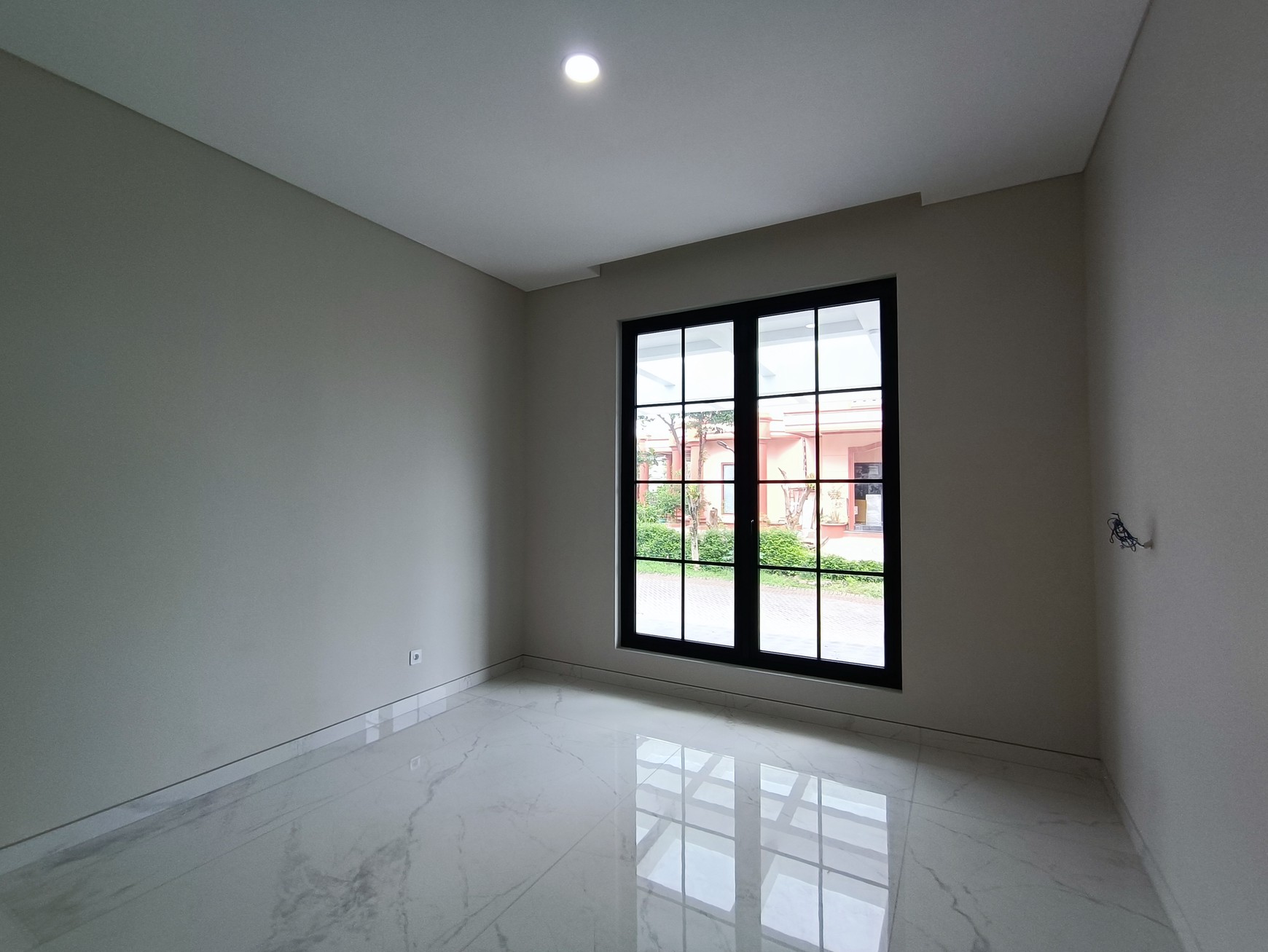 Dijual Rumah Baru Citraland Royal Park Surabaya Brand New House American Style 