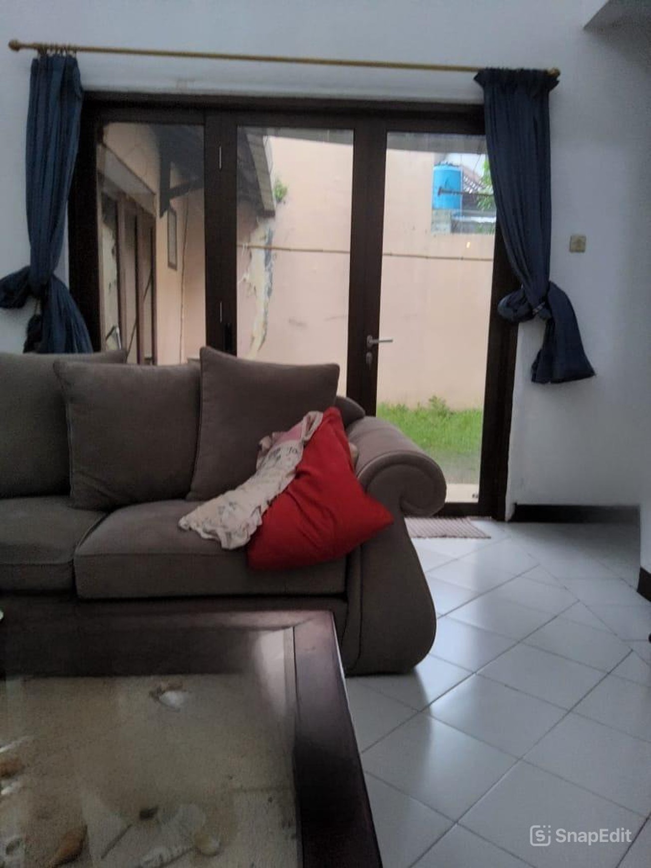 Rumah dalam Komplek di Graha Cinere dekat akses Tol Desari