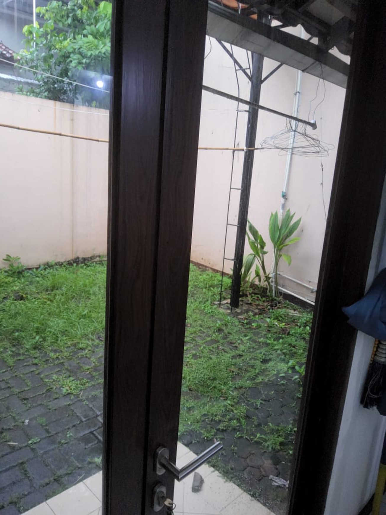 Rumah dalam Komplek di Graha Cinere dekat akses Tol Desari