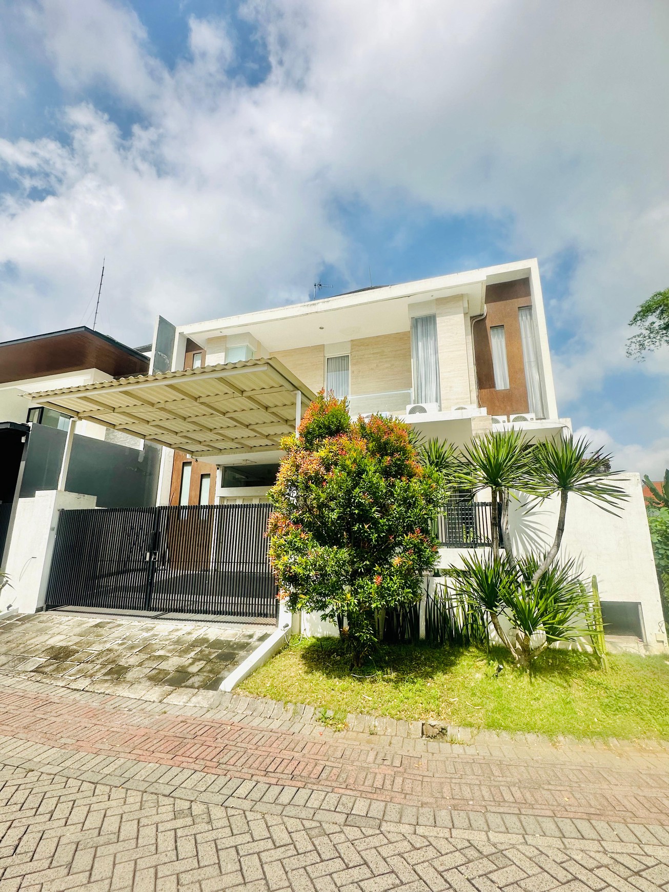 Rumah Dijual Termurah Citraland Utama Bukit Golf Surabaya Harga NJOP