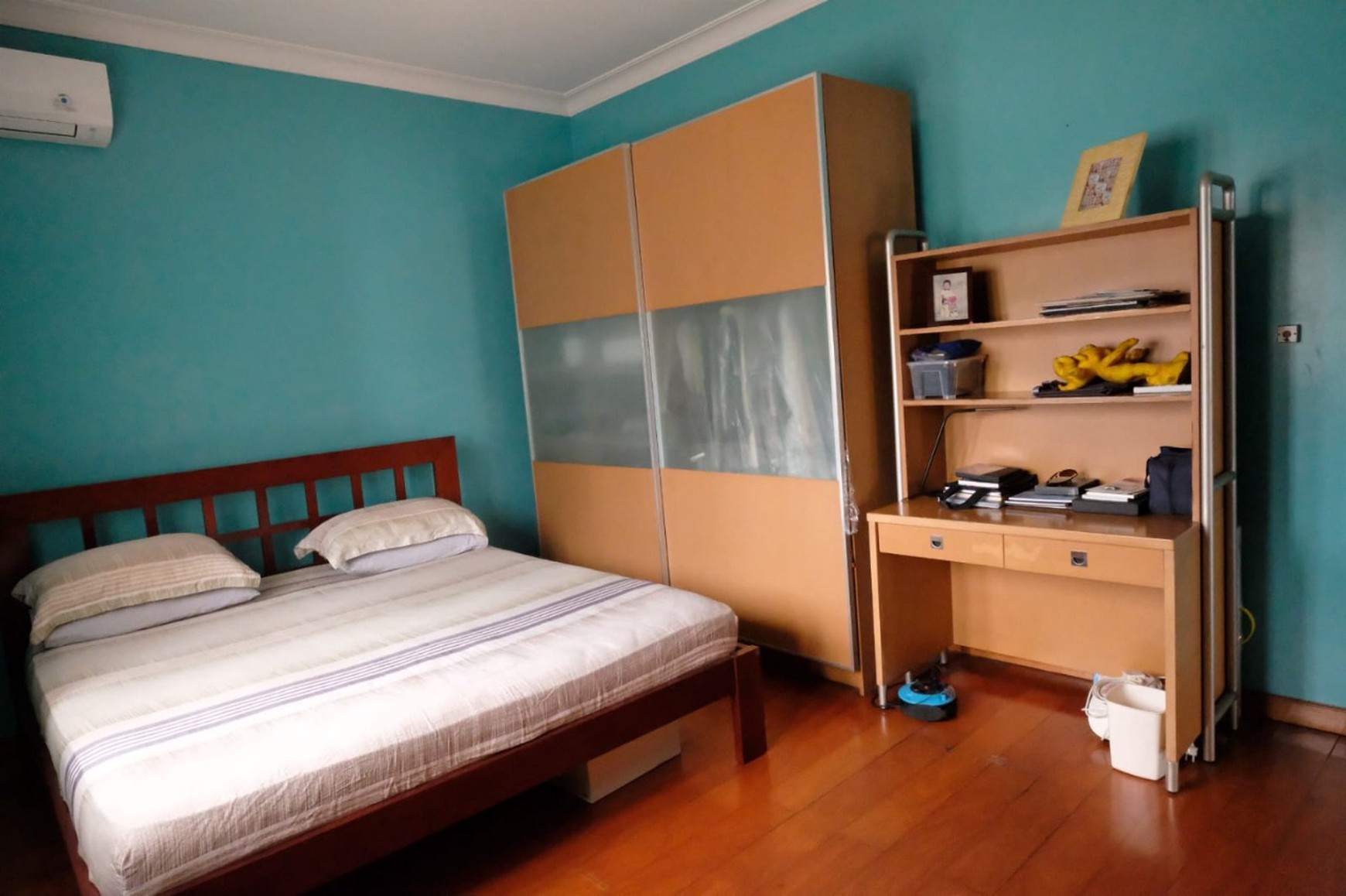 Rumah Bagus, 2 Lantai, Bebas bajir, Lokasi strategis di Lebak Bulus