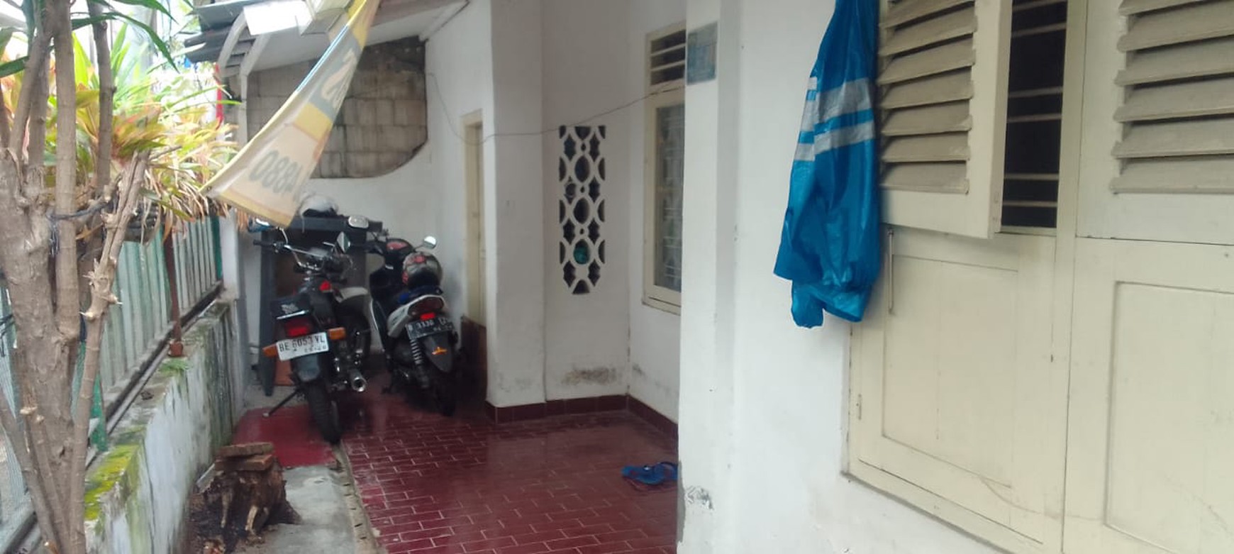 Rumah Kos2an 2 Lantai Selalu Penuh, Di Mampang Prapatan, Selangkah Ke Jl. Kapten Tandean