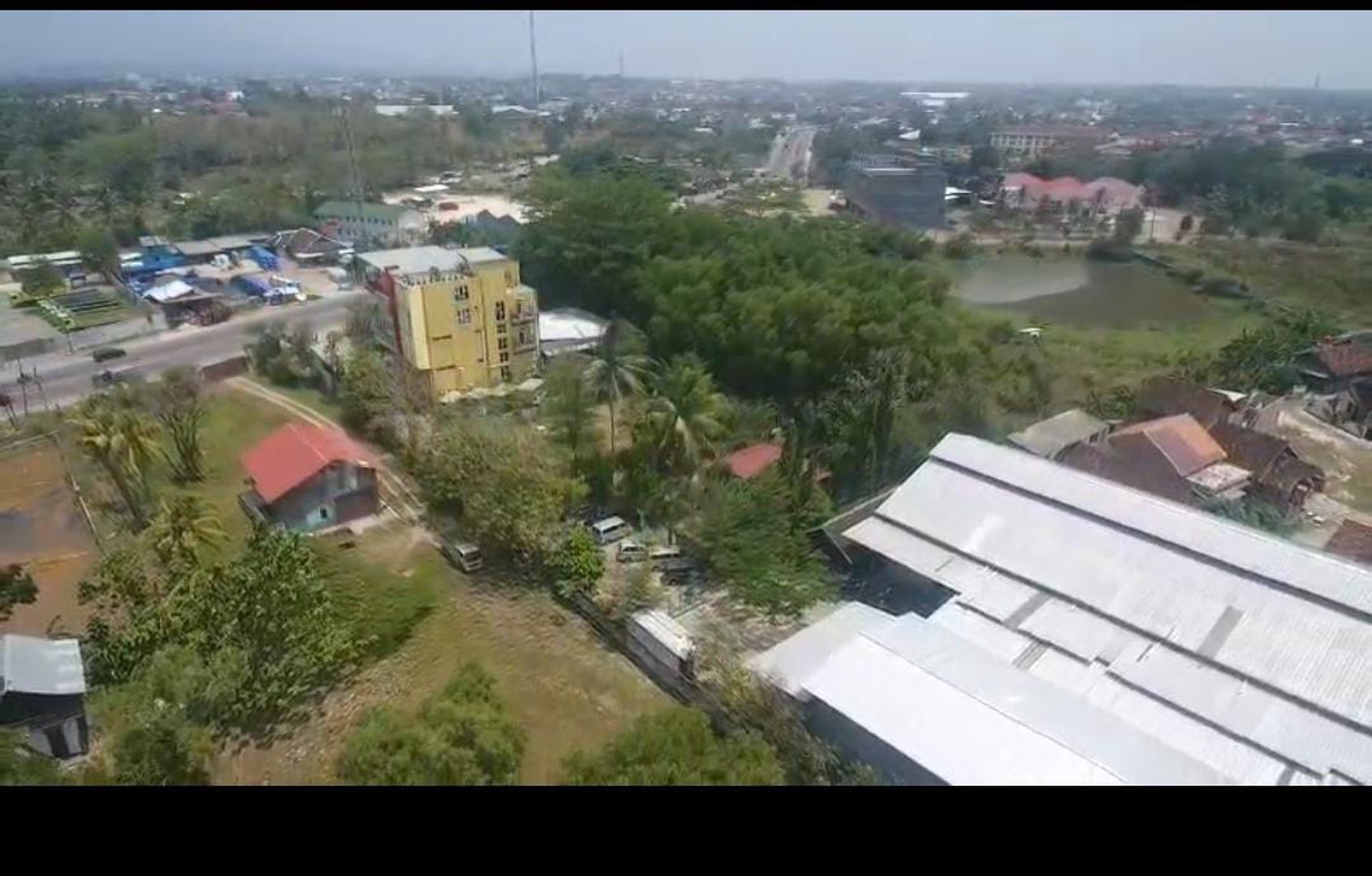 di jual tempat usaha pinggir jalan utama by pass