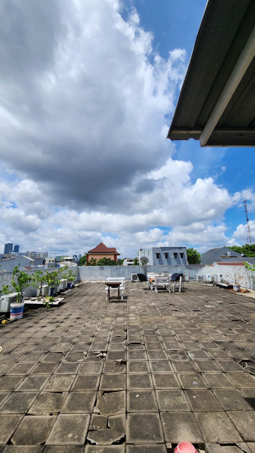 Dijual Ruko beserta Usaha Kost Aktif di Jl. Petojo Barat, Gambir, Jakarta Pusat